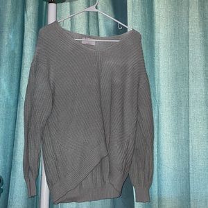 •baby blue v-neck sweater•